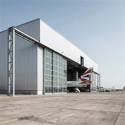Hangar de maintenance d'aéronefs